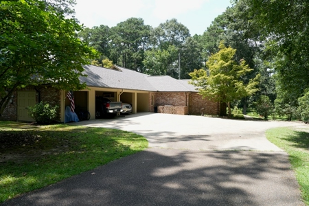 House 5000 Sq Ft 5 Br 4.5 Bath SW MS with 7.6 Acres - image 4