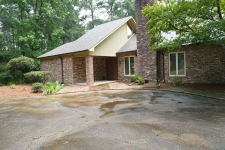 House 5000 Sq Ft 5 Br 4.5 Bath SW MS with 7.6 Acres - image 3
