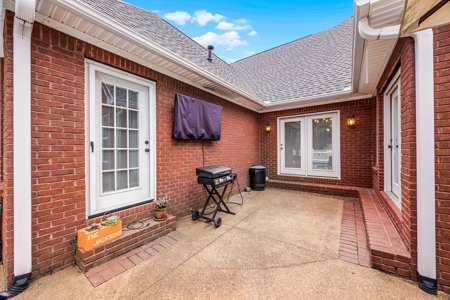 Charming Home for Sale w/ Bonus Room & Pool in Milan, TN - image 22