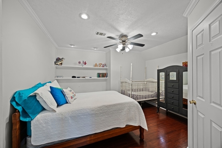 Charming Home for Sale w/ Bonus Room & Pool in Milan, TN - image 19
