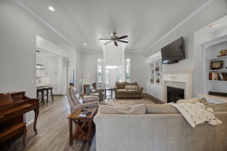 Charming Home for Sale w/ Bonus Room & Pool in Milan, TN - image 4