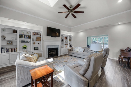 Charming Home for Sale w/ Bonus Room & Pool in Milan, TN - image 7