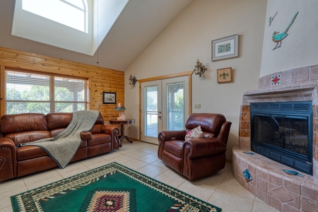 40-Acre Country Home in Corona, NM – Cougar Mountain Estates - image 7