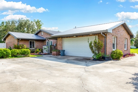Home And Land For Sale In Taylor County! - image 2