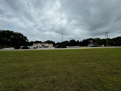 Prime Commercial Location off Hwy 51 in Poynette WI - image 14