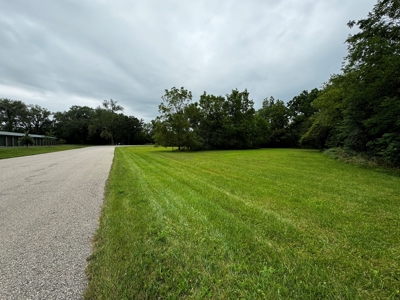 Prime Commercial Location off Hwy 51 in Poynette WI - image 21