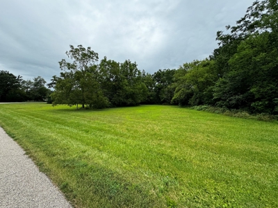 Prime Commercial Location off Hwy 51 in Poynette WI - image 22