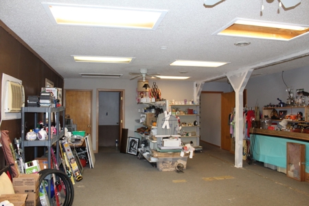 Residence in Gainesville, MO with Income Producing Potential - image 6
