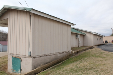 Residence in Gainesville, MO with Income Producing Potential - image 41
