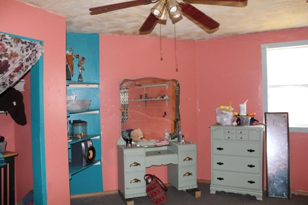 Residence in Gainesville, MO with Income Producing Potential - image 19