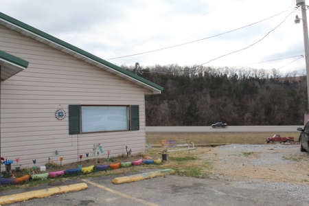 Residence in Gainesville, MO with Income Producing Potential - image 38