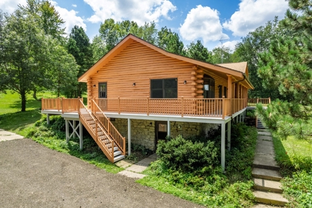 36 +/- acre dream hunting property and home Baraboo, WI - image 5