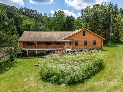36 +/- acre dream hunting property and home Baraboo, WI - image 1