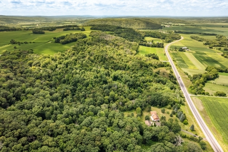36 +/- acre dream hunting property and home Baraboo, WI - image 42