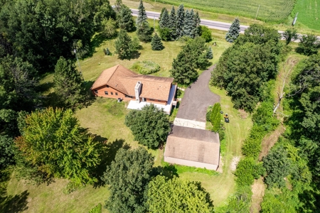 36 +/- acre dream hunting property and home Baraboo, WI - image 2