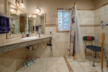 Home For Sale in Kalama, WA! - image 18