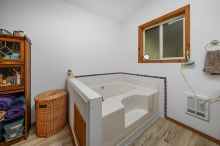 Home For Sale in Kalama, WA! - image 22