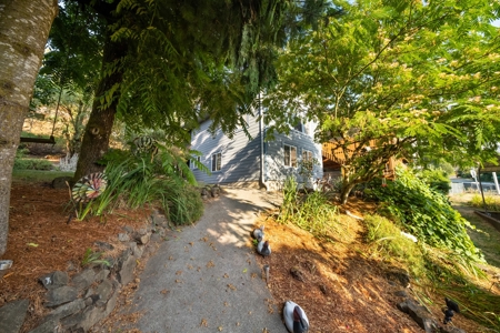 Home For Sale in Kalama, WA! - image 41
