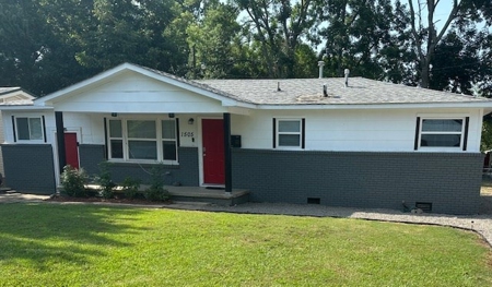 Updated Searcy, AR Home For Sale - image 1