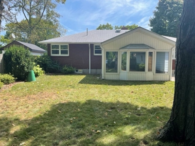 Home in Sarnia for Sale by Online Auction - image 7