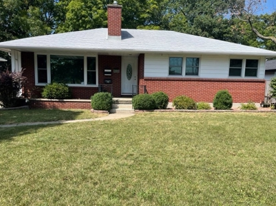 Home in Sarnia for Sale by Online Auction - image 4