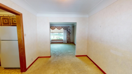 Home in Sarnia for Sale by Online Auction - image 12