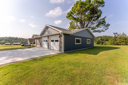 Home in a Gated Riverfront Community, Fulton County Arkansas - image 3