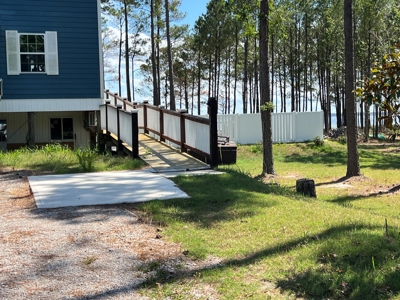 Waterfront Residential Property - image 14