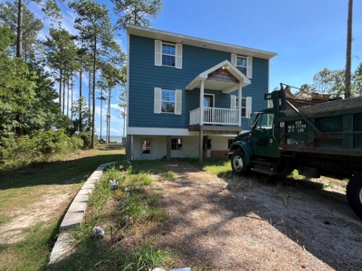 Waterfront Residential Property - image 10