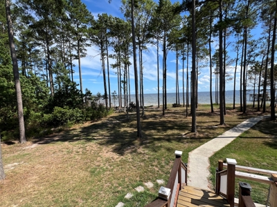 Waterfront Residential Property - image 21