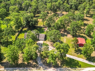Charming Hobby Farm in West Plains, Howell County, Missouri - image 3