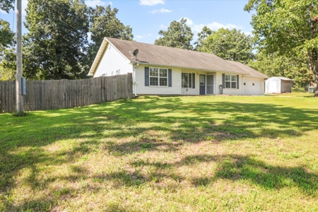 Charming Hobby Farm in West Plains, Howell County, Missouri - image 19