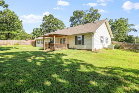 Charming Hobby Farm in West Plains, Howell County, Missouri - image 20