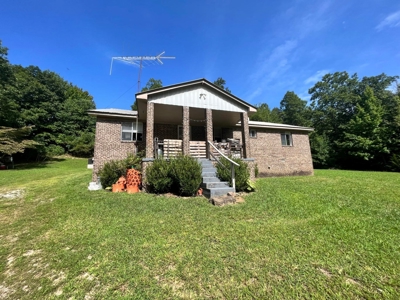 3 Bed Home For Sale Bordering Ozark National Forest Newton C - image 2