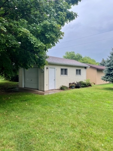 Home For Sale on the City of Manawa - image 5