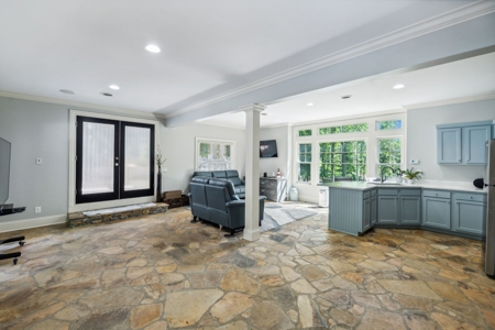 Exquisite Franklin Estate with Guest House and Resort-Style - image 32