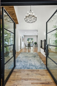 Exquisite Franklin Estate with Guest House and Resort-Style - image 5