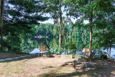 Waterfront Home For Auction on Emerald Lake in Mt. Morris WI - image 5