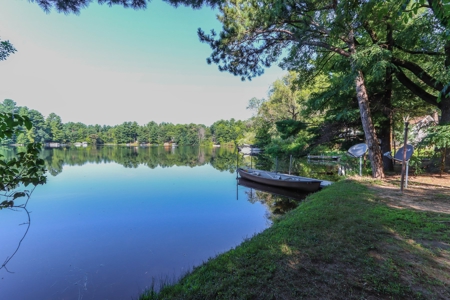 Waterfront Home For Auction on Emerald Lake in Mt. Morris WI - image 1