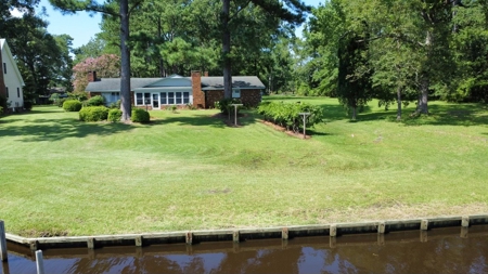 Waterfront Retreat on Pungo Creek - Belhaven, NC - image 1