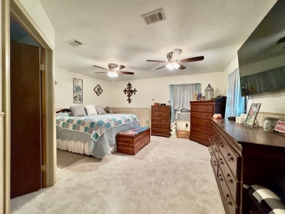 Remarkable 3 BR 2 Bath Home in Iraan, TX - image 31