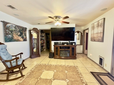 Remarkable 3 BR 2 Bath Home in Iraan, TX - image 35