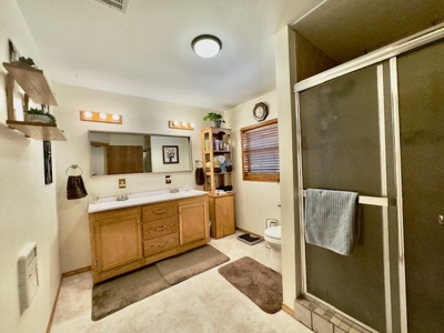 Remarkable 3 BR 2 Bath Home in Iraan, TX - image 28