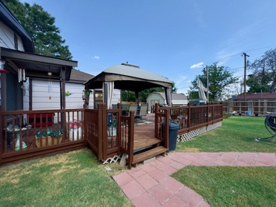 Remarkable 3 BR 2 Bath Home in Iraan, TX - image 19