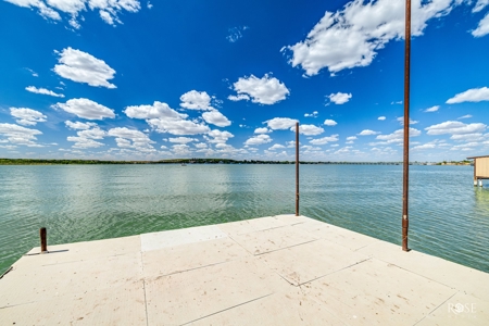 West Central Texas Lakefront home in San Angelo - image 34