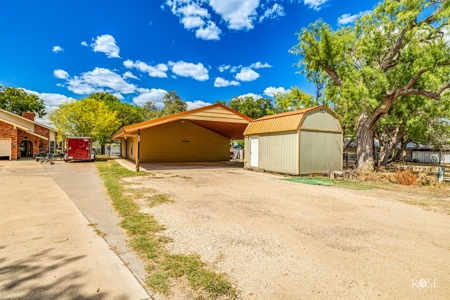 West Central Texas Lakefront home in San Angelo - image 1