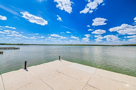 West Central Texas Lakefront home in San Angelo - image 32