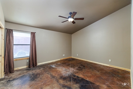 West Central Texas Lakefront home in San Angelo - image 12