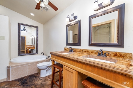 West Central Texas Lakefront home in San Angelo - image 14