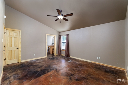West Central Texas Lakefront home in San Angelo - image 13